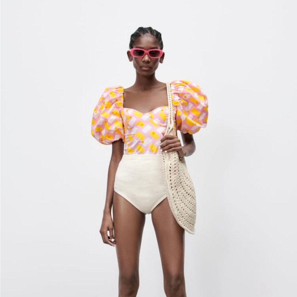 Puffy sleeves poplin bodysuit